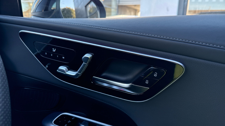 Mercedes-Benz GLC 300e 4Matic AMG Line Premium 5dr 9G-Tronic Estate